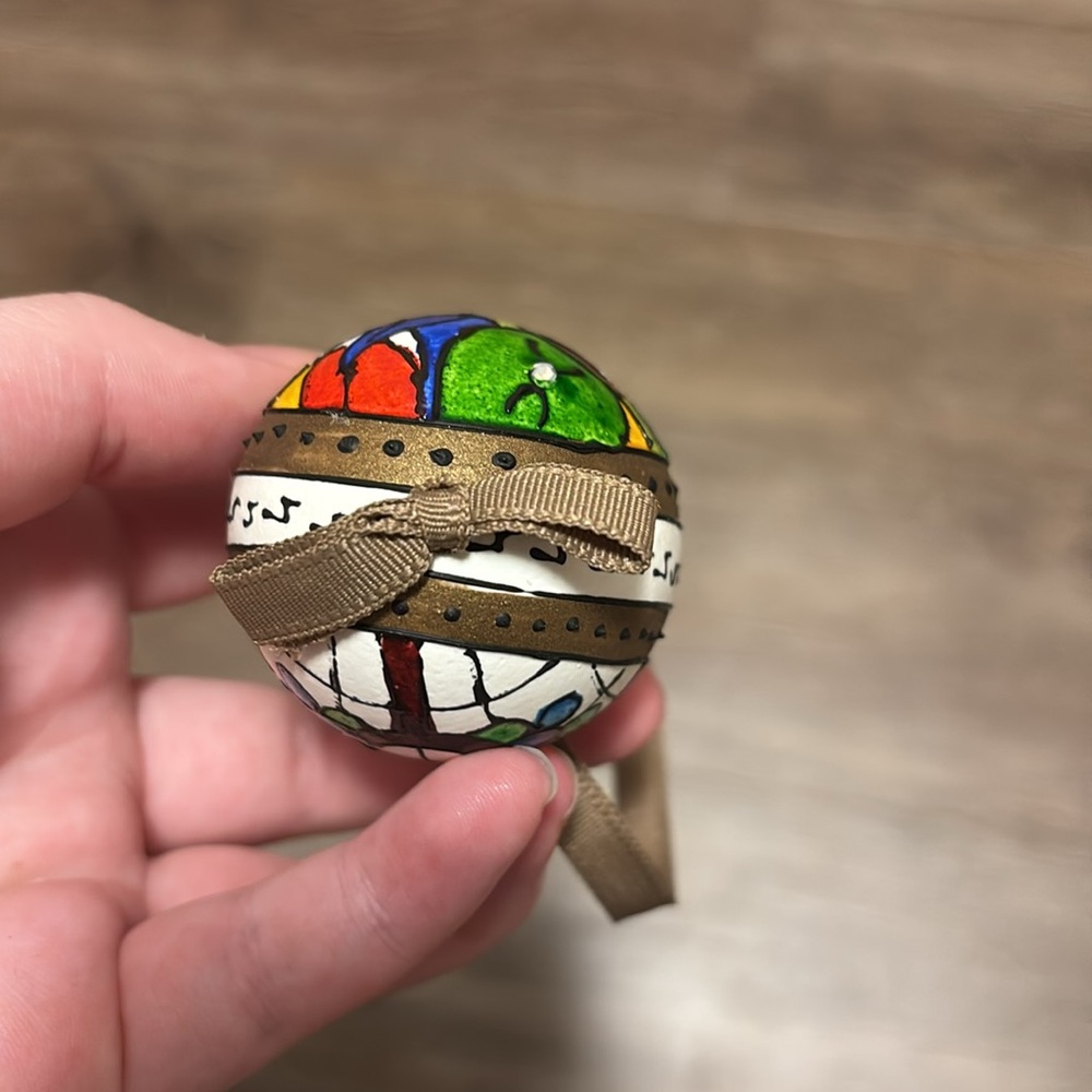 nwt holy family egg ornament - Picture 2 of 4
